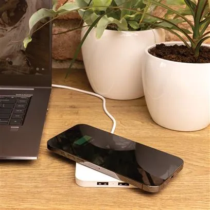 Chargeur sans fil avec ports USB publicitaire en plastique recyclé - 10W - BIRO - Vertlapub